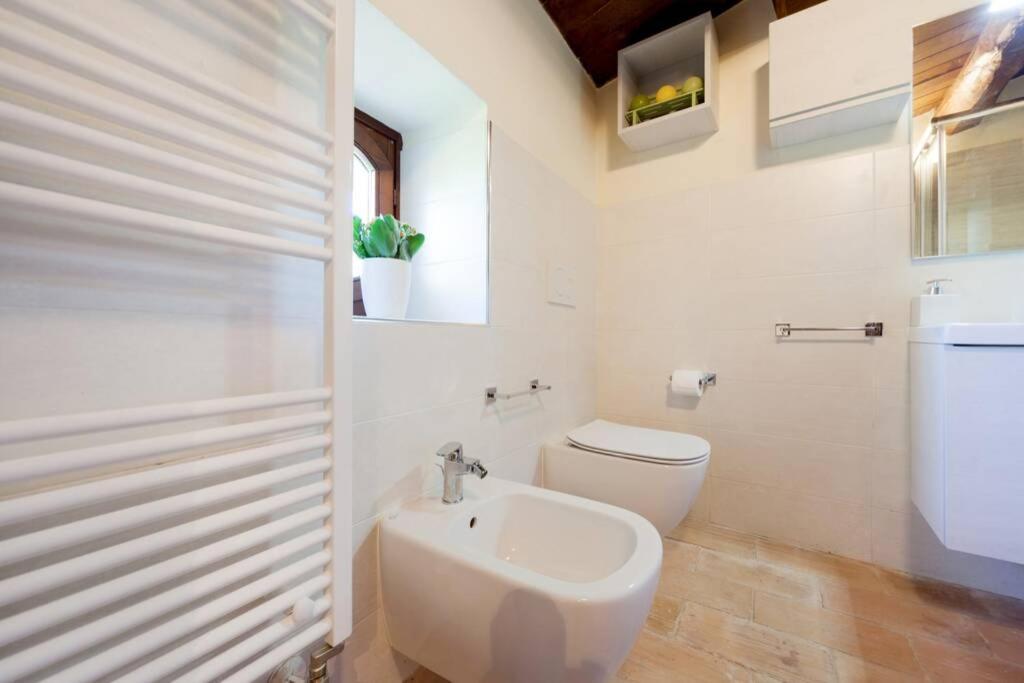 Authentic Villa Surrounded By Nature Terni Extérieur photo