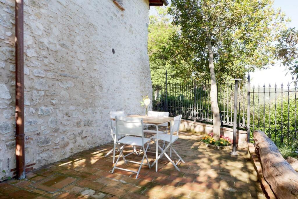 Authentic Villa Surrounded By Nature Terni Extérieur photo